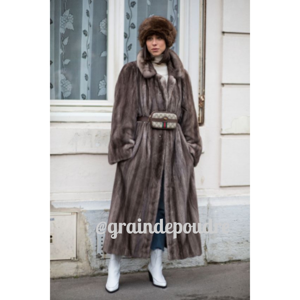 Vintage Silver Blue Mink Fur Coat Puff Strong Shoulder S M - Picture 9 of 9